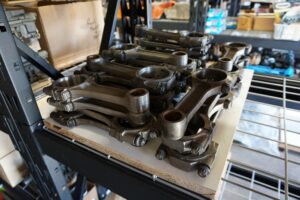 dodgeforum.com Treasure Trove of Original Hemi Engine Parts