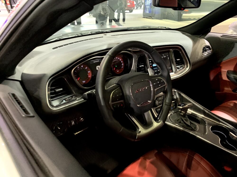 Challenger Hellcat Redeye Flexes Its Muscles at L.A. Auto Show