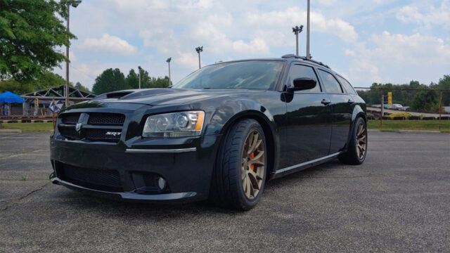 2006 Dodge SRT8 Magnum with 6.4 Hemi Challenger manual swap and supercharger makes over 600 horsepower