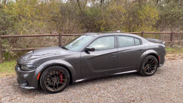 dodgeforum.com 2020 Dodge Charger Hellcat Widebody Proves the Value of Horsepower