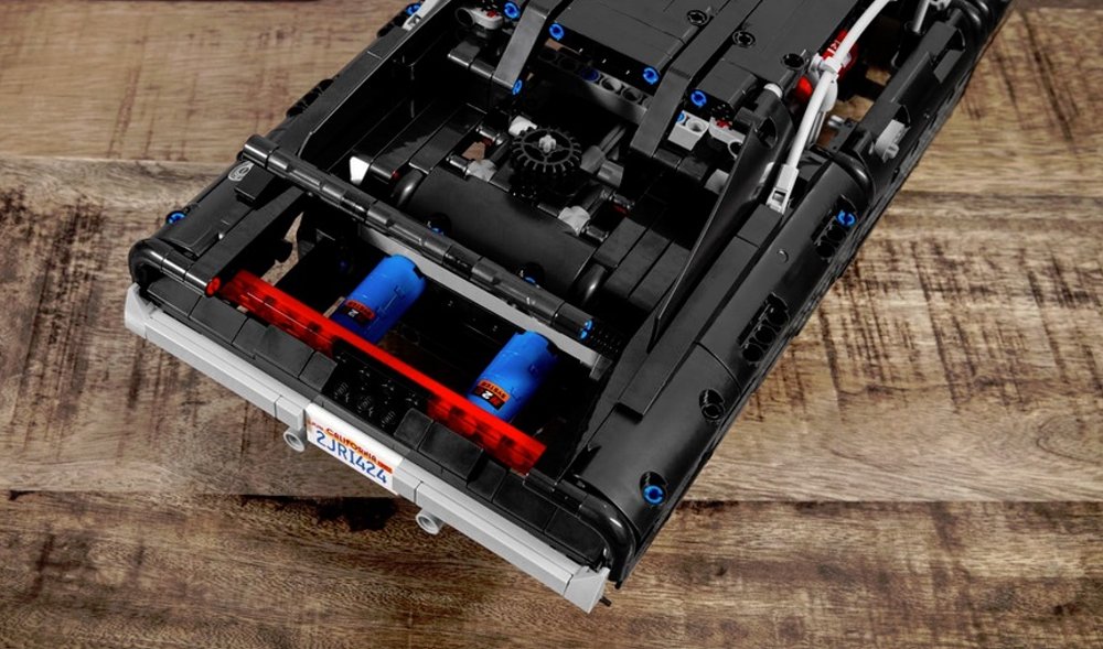 Dom's Dodge Charger Lego Technic