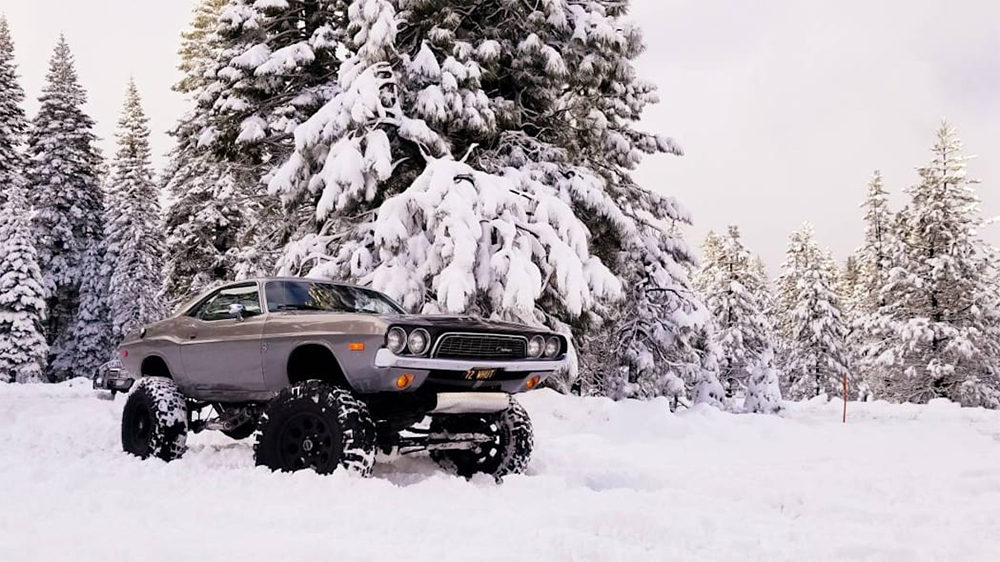 Off-road Dodge challenger 1972 body on M1009 K5 Chevy 4x4 Frame in the snow