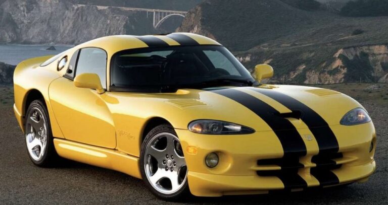 Gen 2 Dodge Viper Rendered with Modern Styling Changes