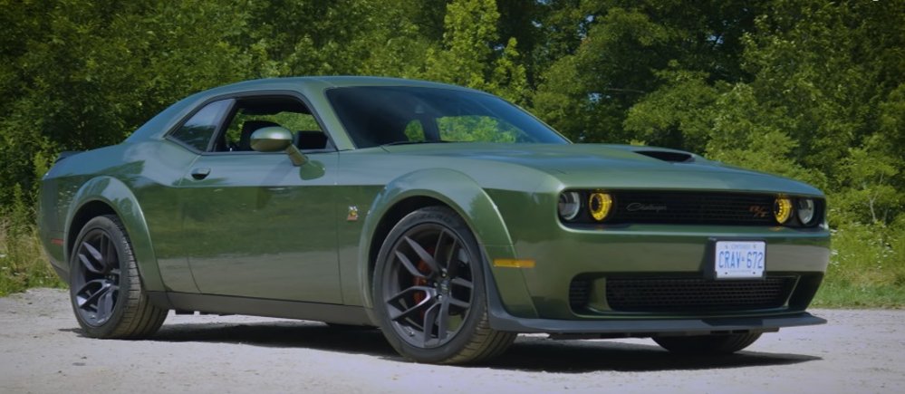 Dodge Challenger R/T Scat Pack Widebody