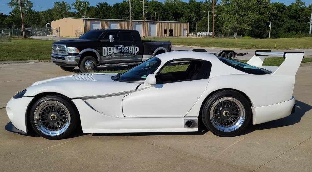 Autoform Viper Race Car