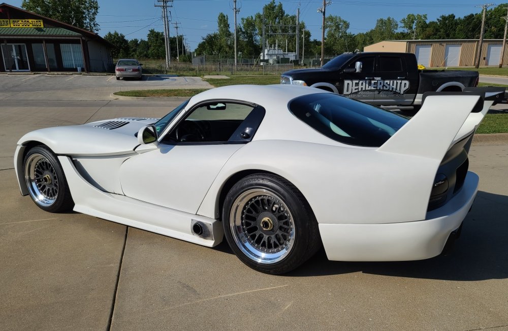 Autoform Viper Race Car