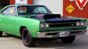 Green Buzz: 1969 Super Bee is Sight to Behold