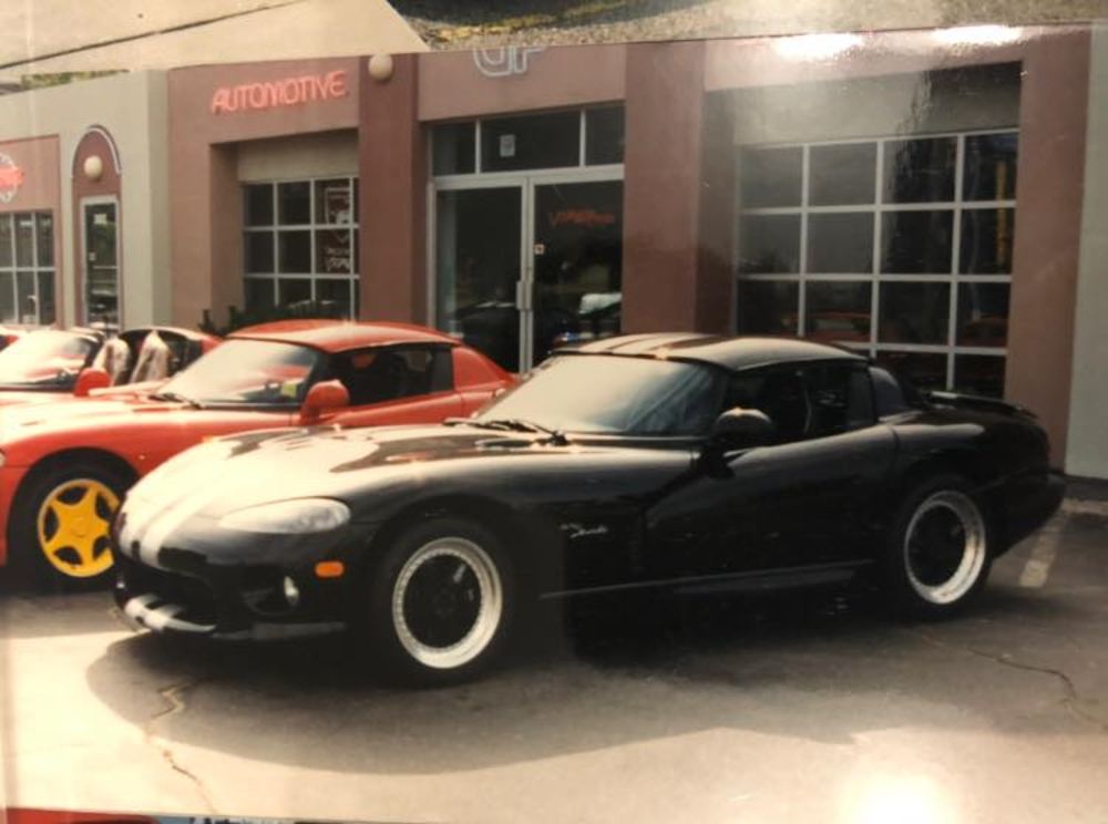 We Love These 90s Dealership Photos
