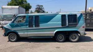 Six-Wheel 1981 Dodge Ram Camper Van