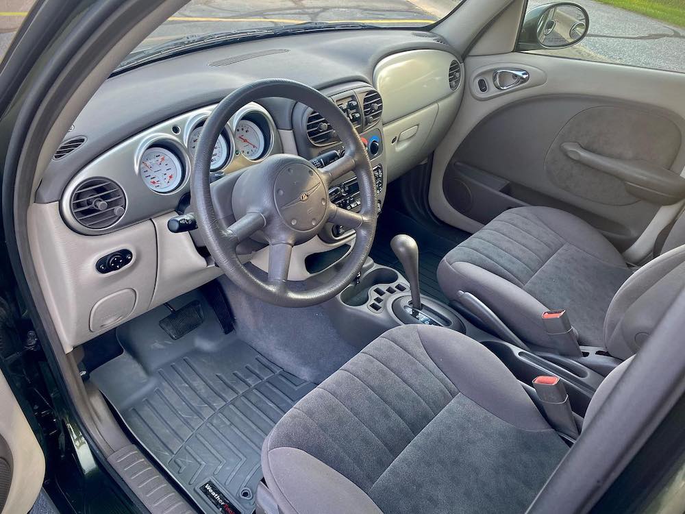 RWD Chrysler PT Cruiser With Hemi V8