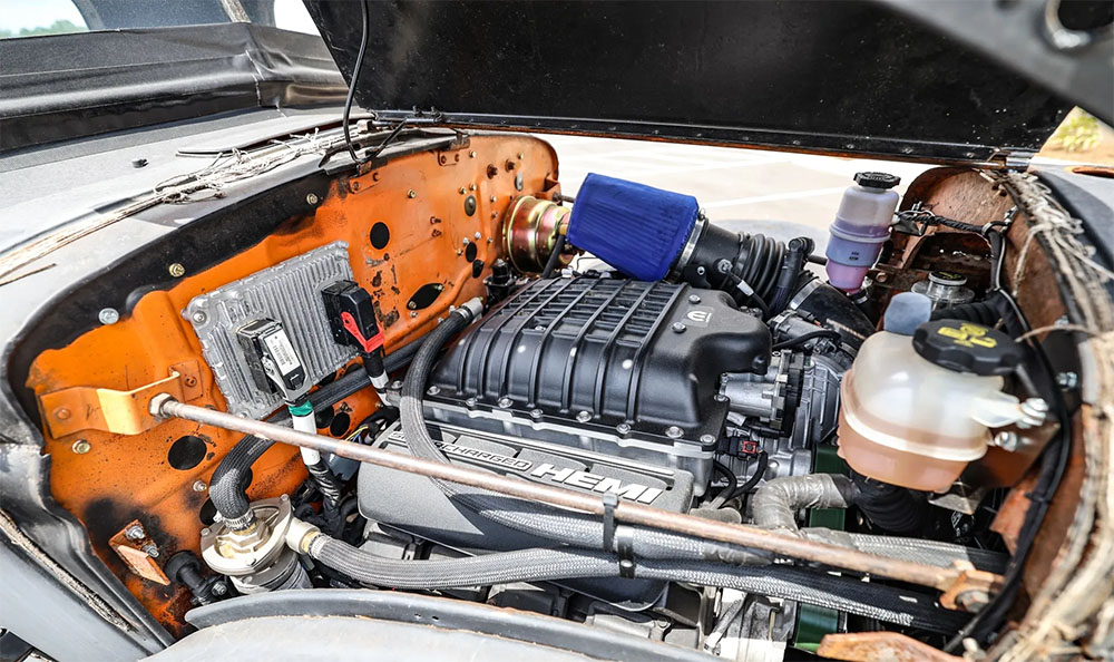 Dodge Power Wagon with Hellephant Supercharged V8 Swap Engine bay